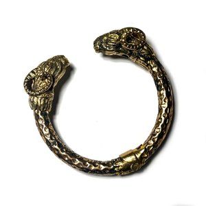 Vintage Metal handmade bangle bracelet with Aries head